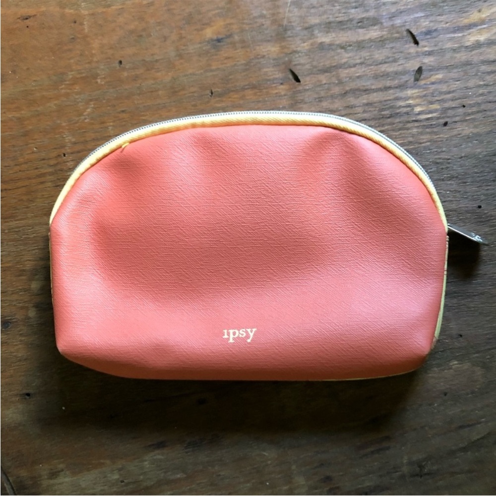 Makeup Bag (4) - Picture 3 of 12